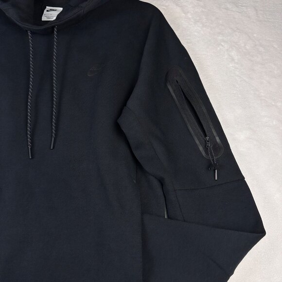 Nike Mens Sportswear Tech Fleece Hoodie M Black Zip Sleeve Pocket Gummy Logo - Picture 6 of 11